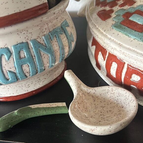 Tortillas and Picante Tortilla holder & salsa holder set (broken spoon) clay han - Picture 5 of 9